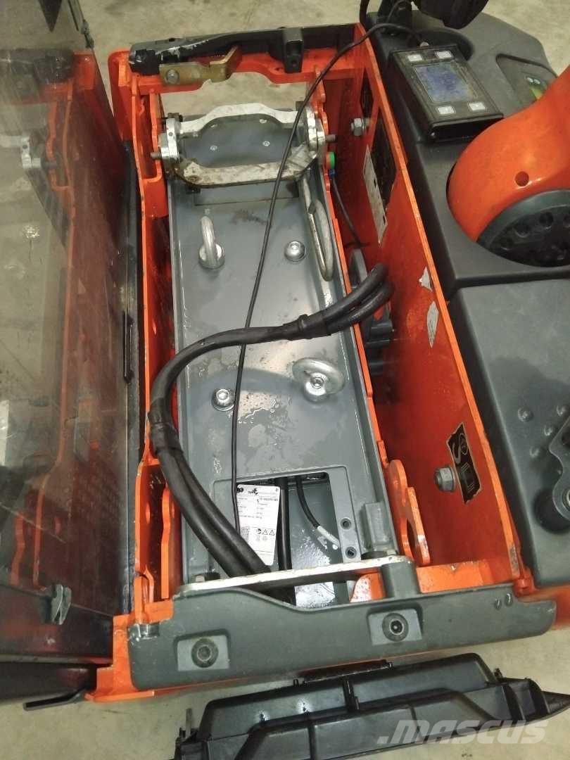 Linde L12AP Самоходни товарачи