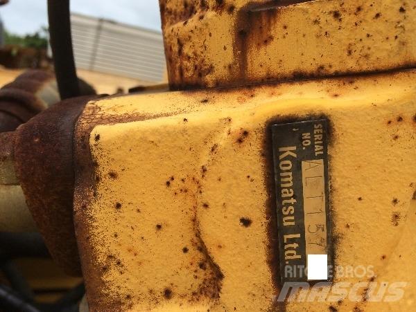 Komatsu PC200-8-AC Верижен екскаватор