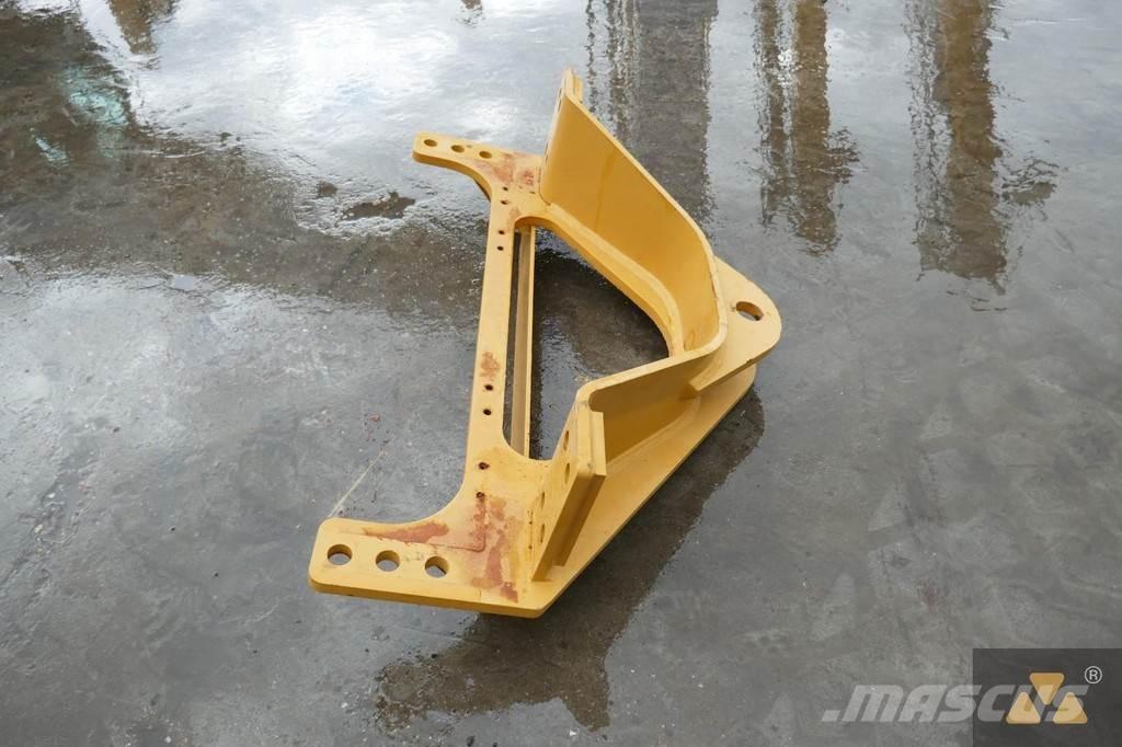 CAT 140M3 Drawbar Транспорт - Други