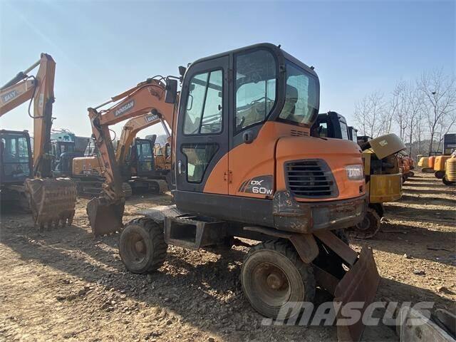 Doosan DX60W Верижен екскаватор