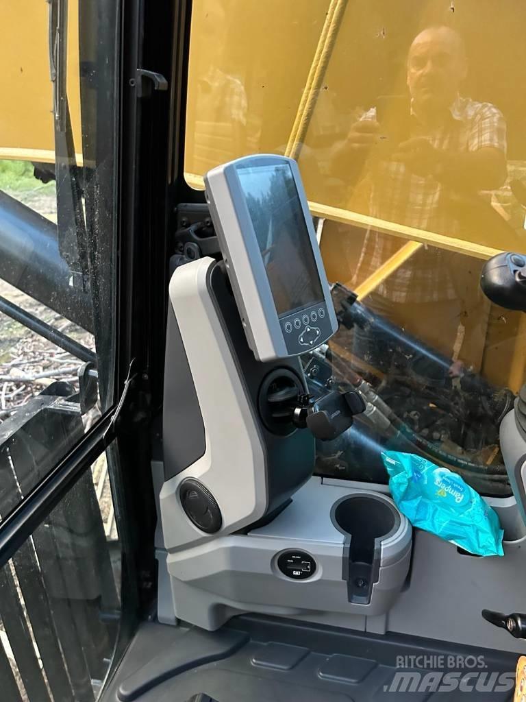 CAT 325 F LCR Верижен екскаватор