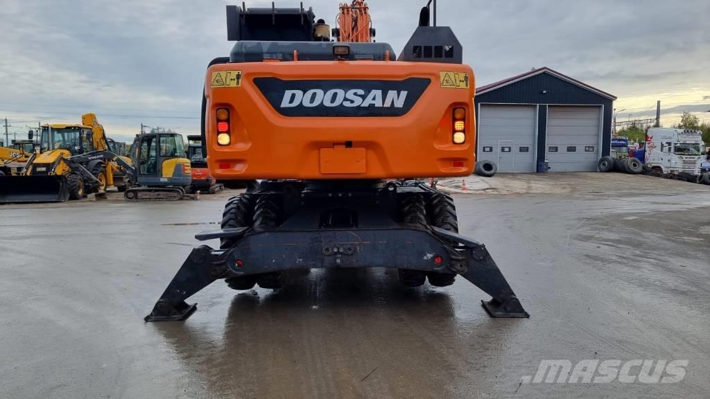 Doosan DX 210 W - 5 Колесни екскаватори
