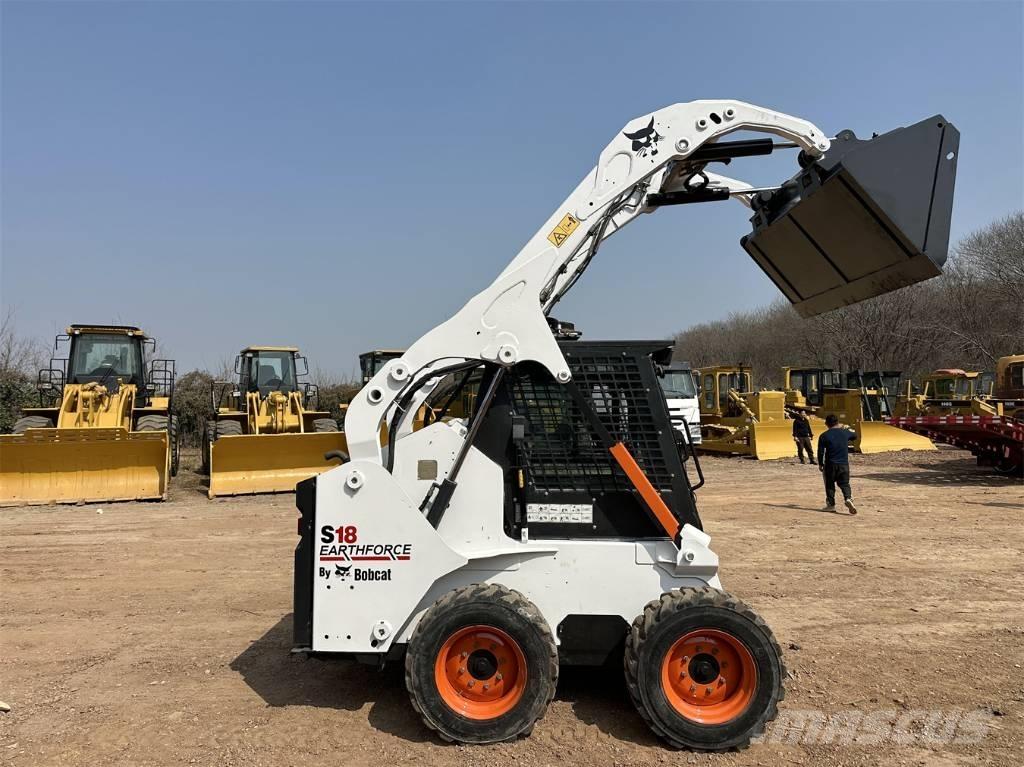 Bobcat S 18 Мини товарачи
