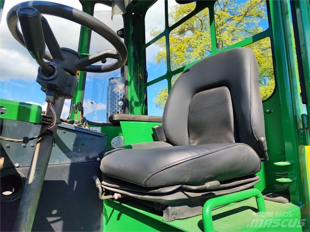 Combilift C4000 Повдигач с движение в 4 посоки