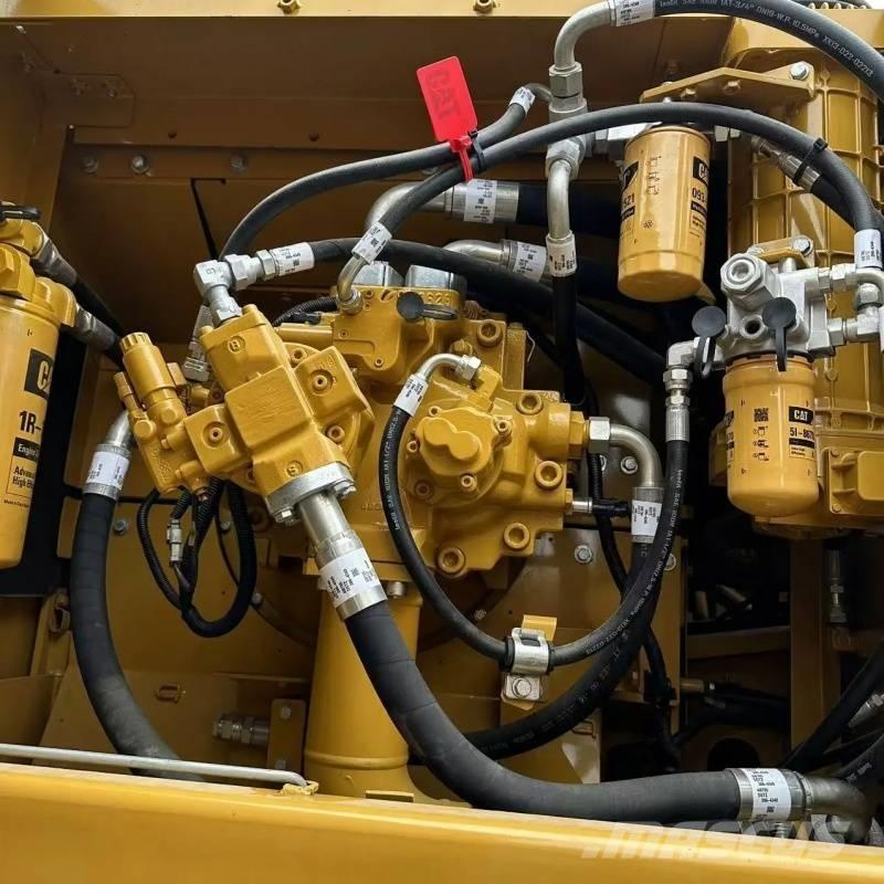 CAT 330 D Верижен екскаватор