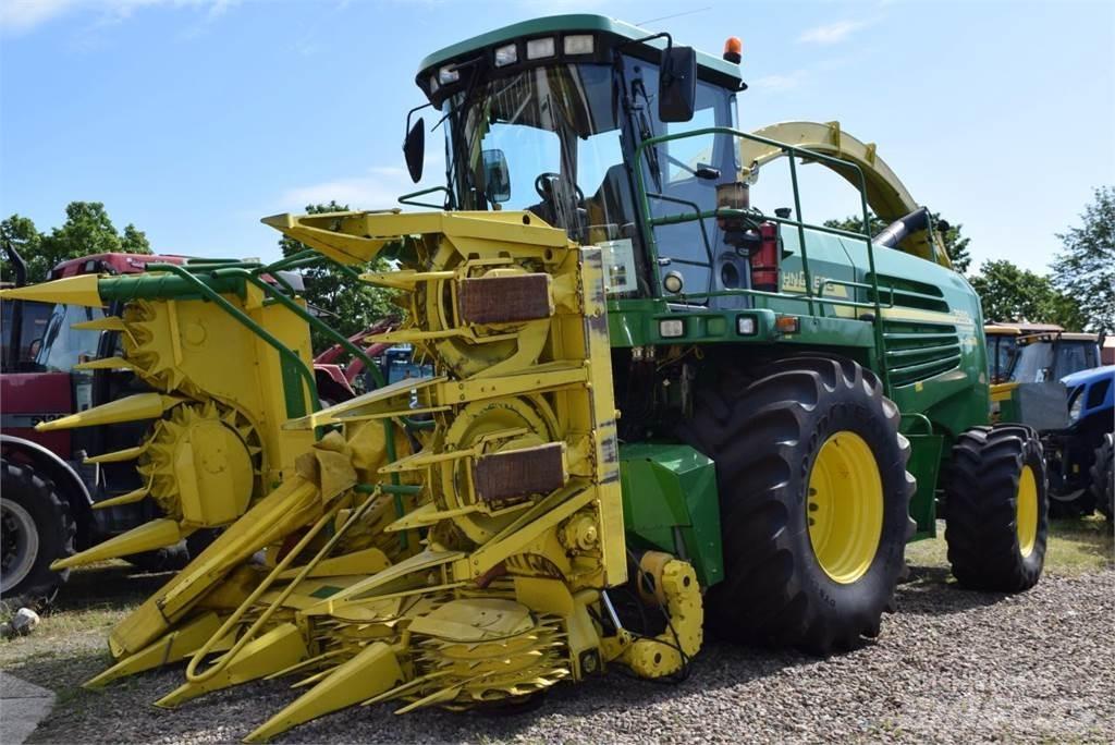 John Deere 7400 Самоходни фуражири