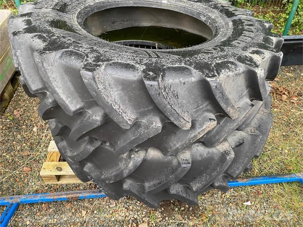 Ceat 420/90R30 Колелета/Гуми