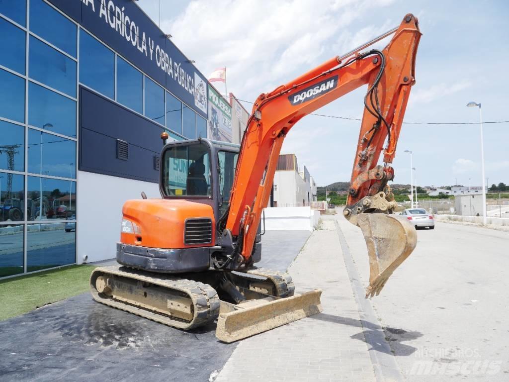 Doosan DX 60 R Мини екскаватори < 7 т