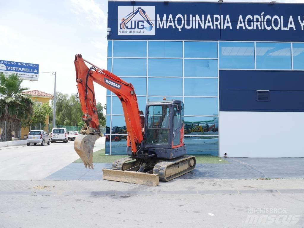 Doosan DX 60 R Мини екскаватори < 7 т