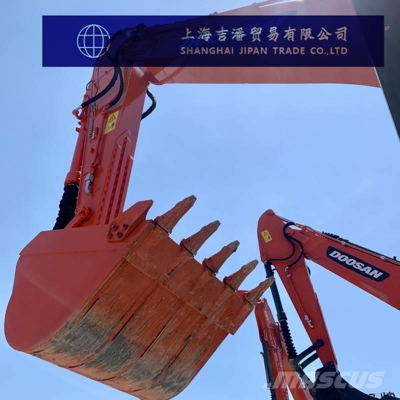 Doosan DX 300 Верижен екскаватор