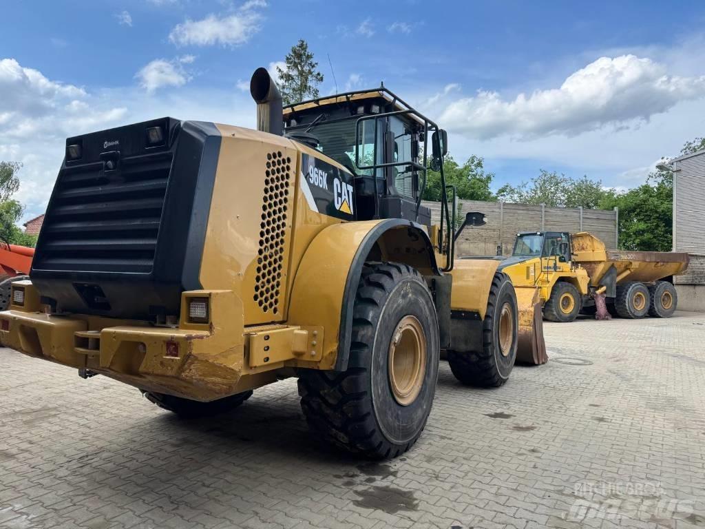CAT 966 K Колесни товарачи