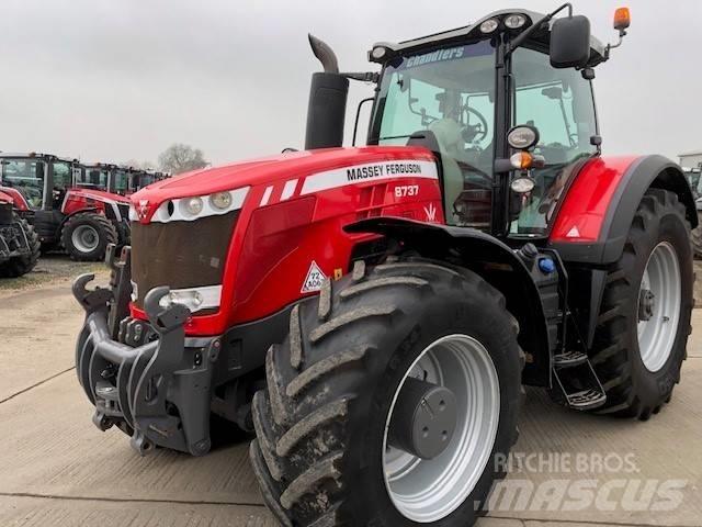 Massey Ferguson 8737 Трактори