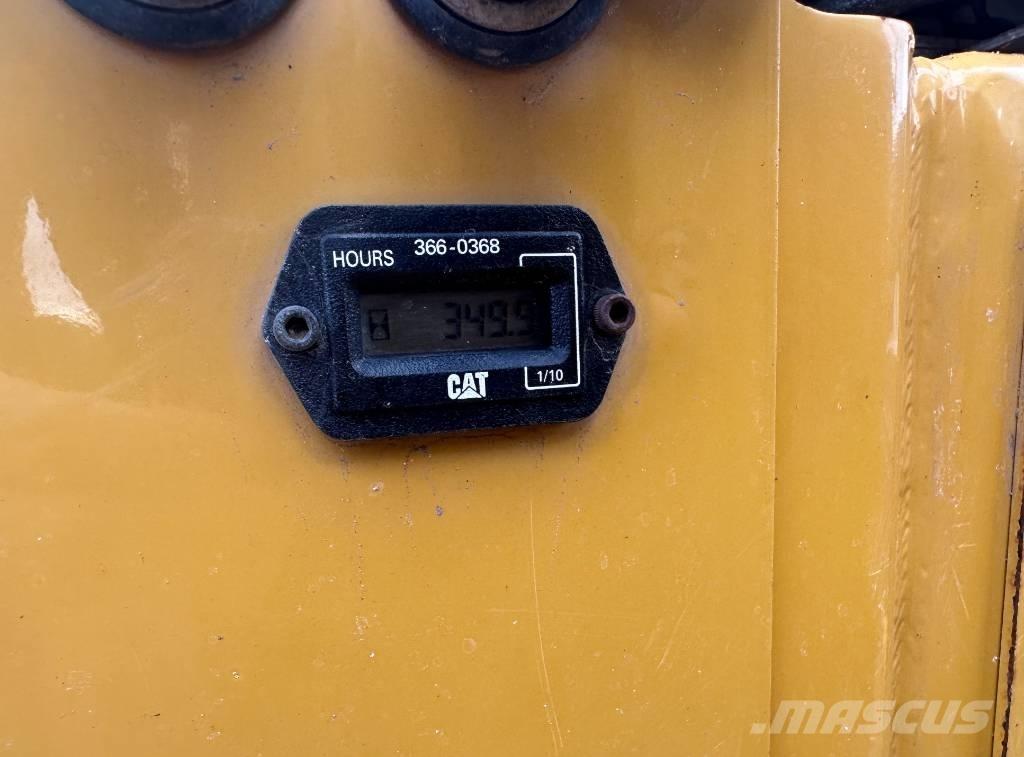 CAT CB 1.7 Двойни барабанни ролки
