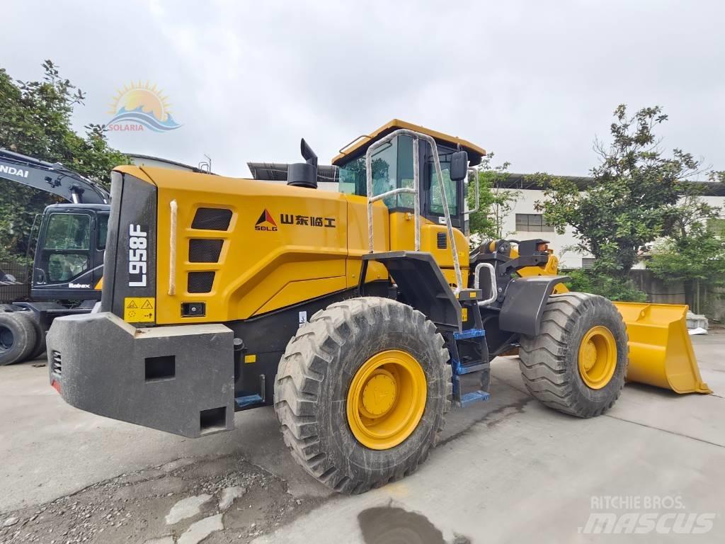 SDLG LG 958 F Колесни товарачи