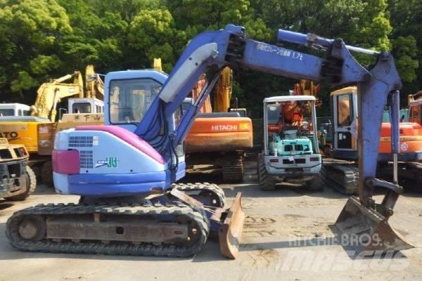 Komatsu PC75UU-3 Средни екскаватори 7т - 12т