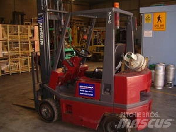 Nissan KAH01A18V Вилични кари-повдигачи - други