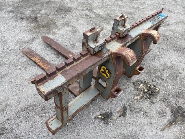 CAT 950 G forks Вили