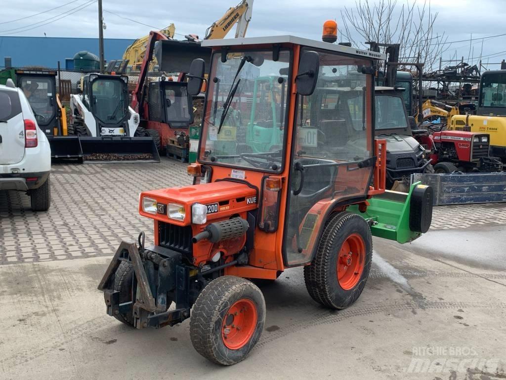 Kubota B 4200 Трактори