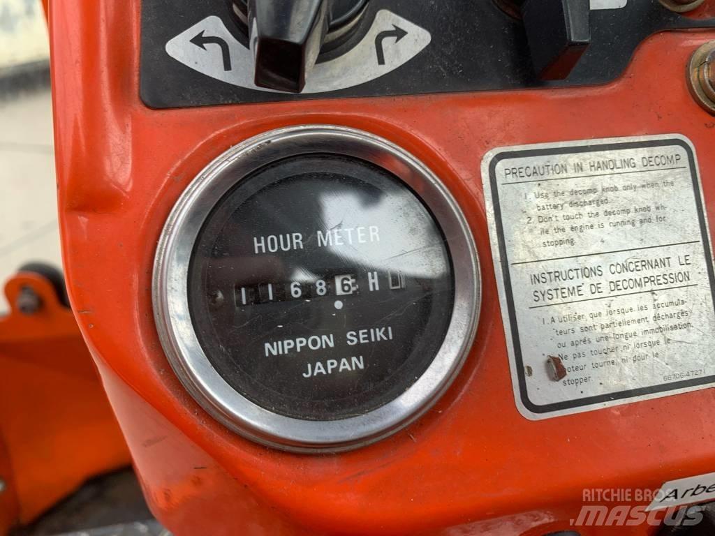 Kubota B 4200 Трактори