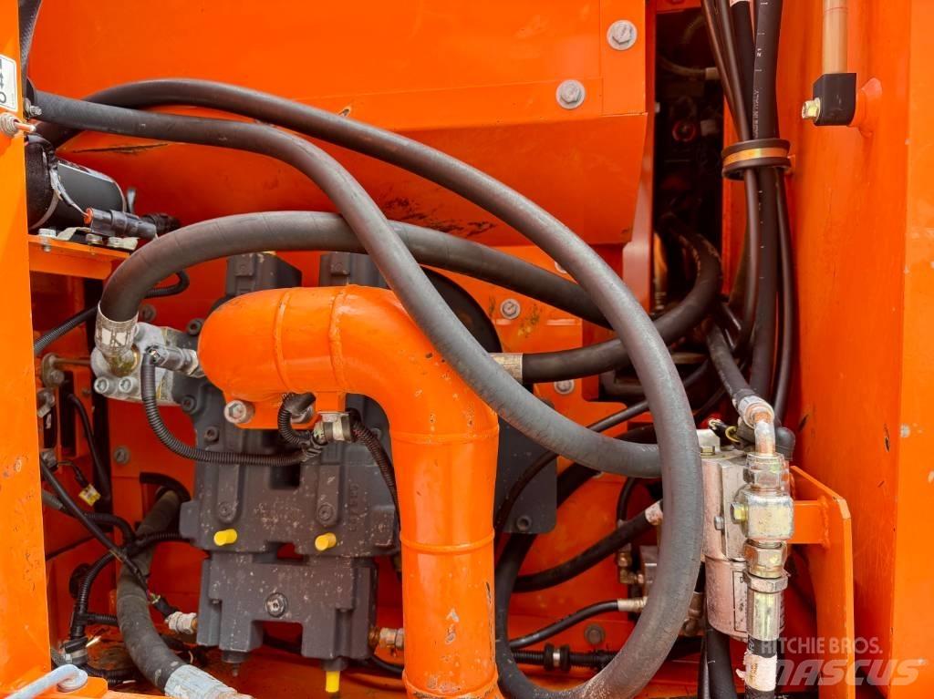Doosan DX 160 W Колесни екскаватори