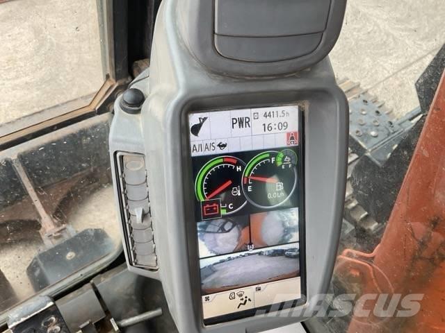 Hitachi ZX 135 US-6 Верижен екскаватор