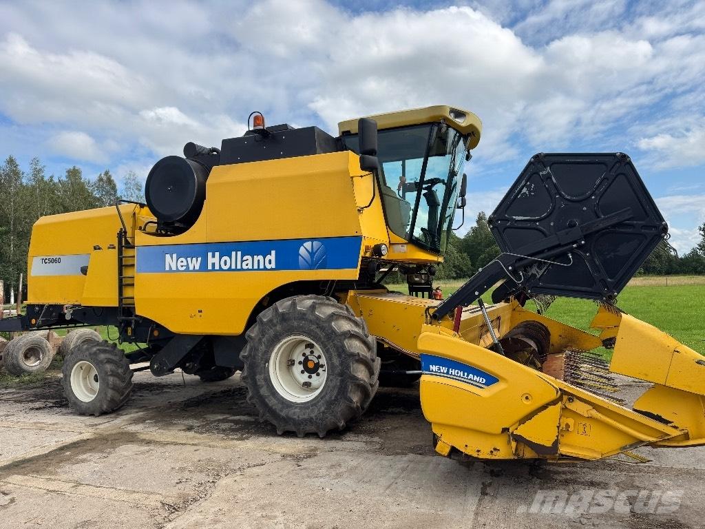 New Holland Tc5060 Комбайни