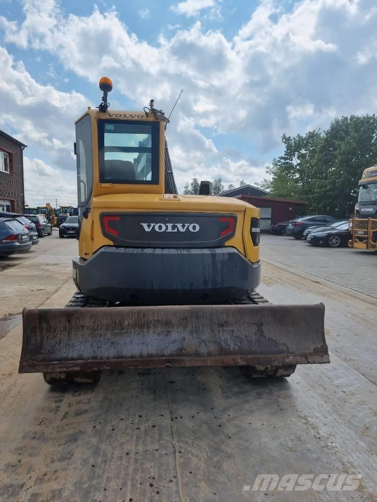 Volvo ECR 88 D Средни екскаватори 7т - 12т