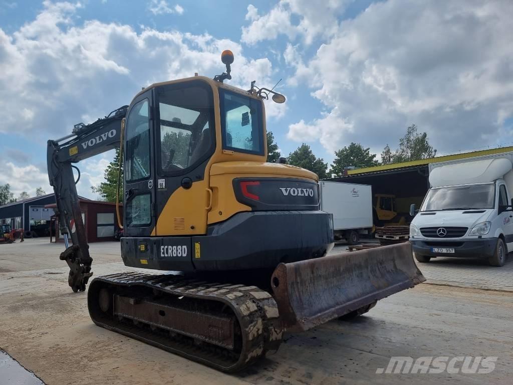 Volvo ECR 88 D Средни екскаватори 7т - 12т