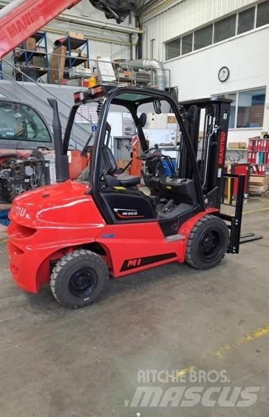 Manitou MI30D Камиони за херавни местности