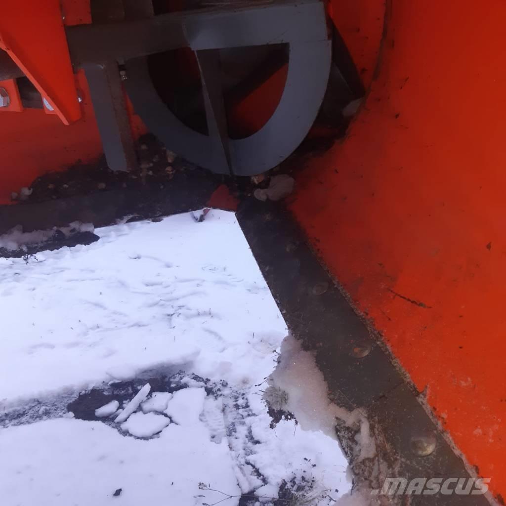 Tarmo LL 1250 H Снегохвъргачки
