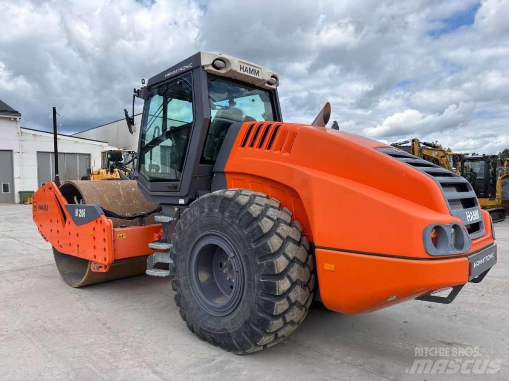 Hamm H20 i Еднобарабанни ролки
