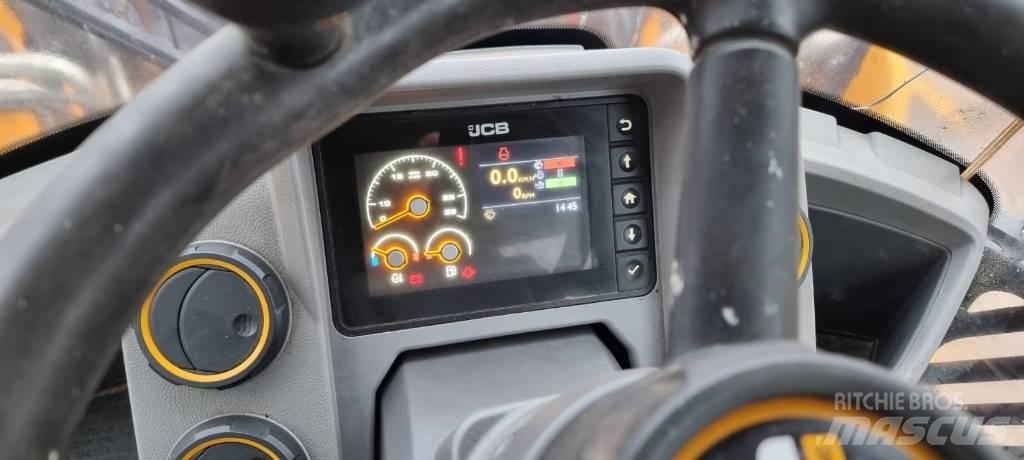 JCB 427 Agri Колесни товарачи