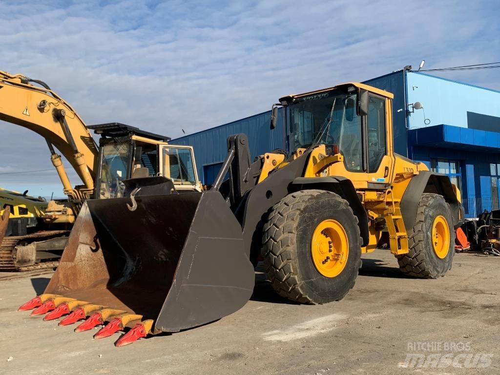 Volvo L 110 F Колесни товарачи