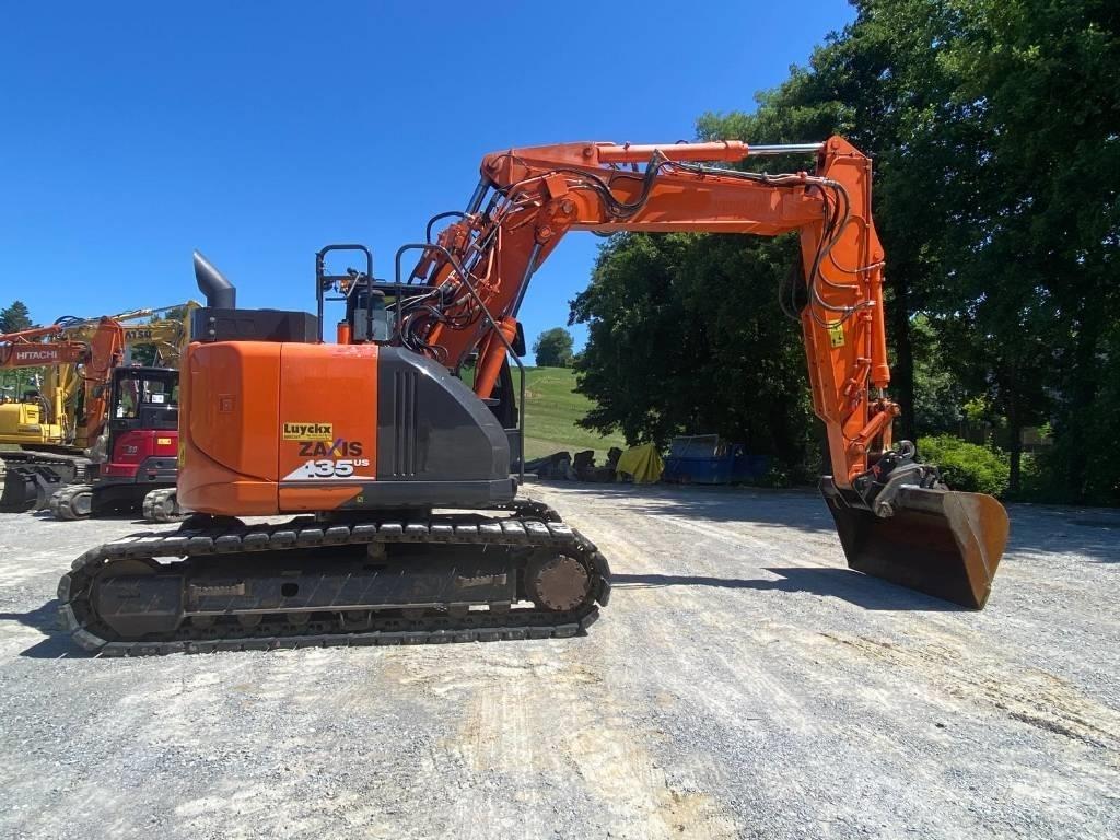 Hitachi ZX 135 US-6 Верижен екскаватор