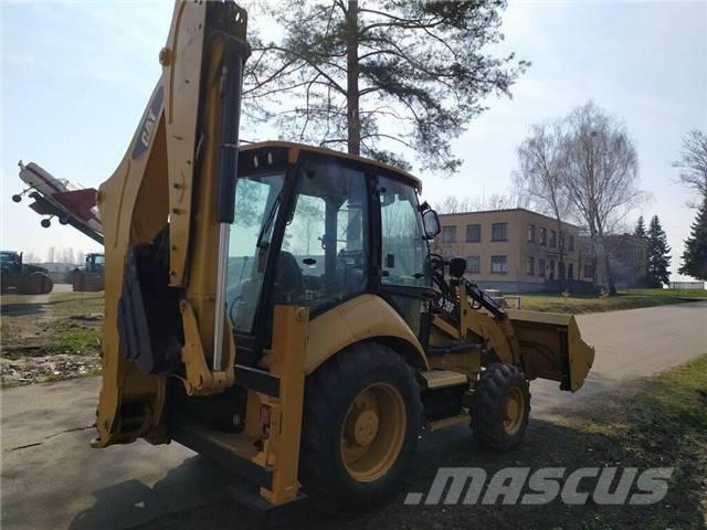 CAT 428 F Товарач със заден ексватор
