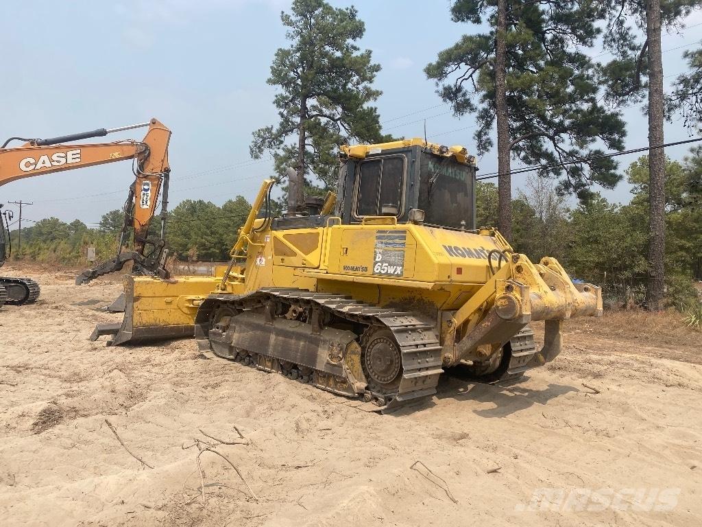 Komatsu D 65 WX-17 Верижни булдозери
