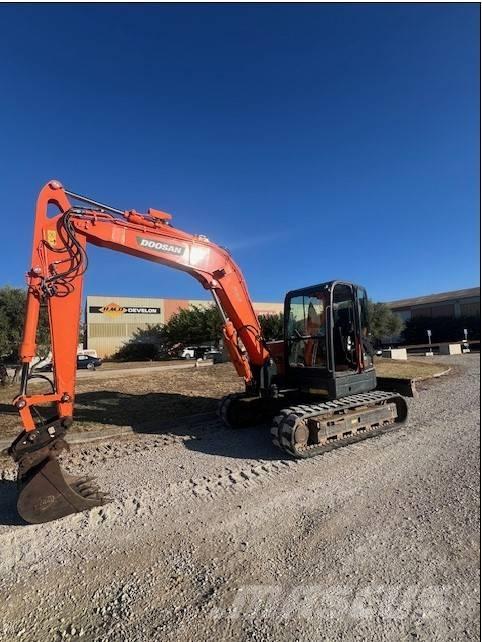 Doosan DX 85 R-3 Средни екскаватори 7т - 12т
