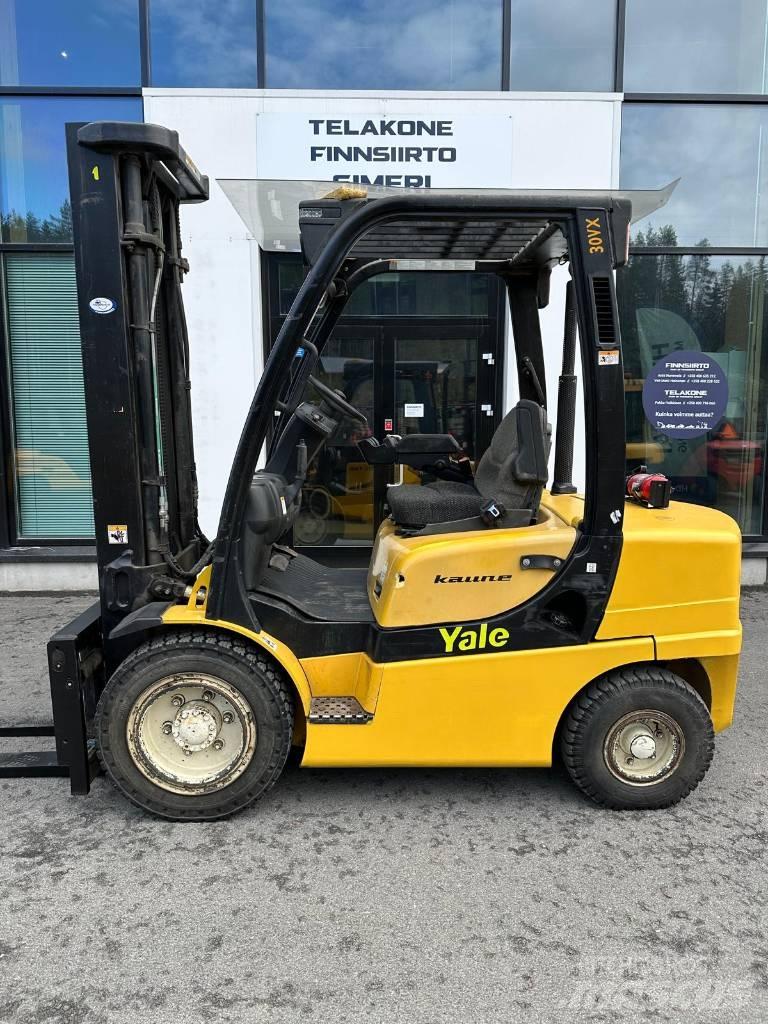 Yale GDP 30 VX Дизелови камиони