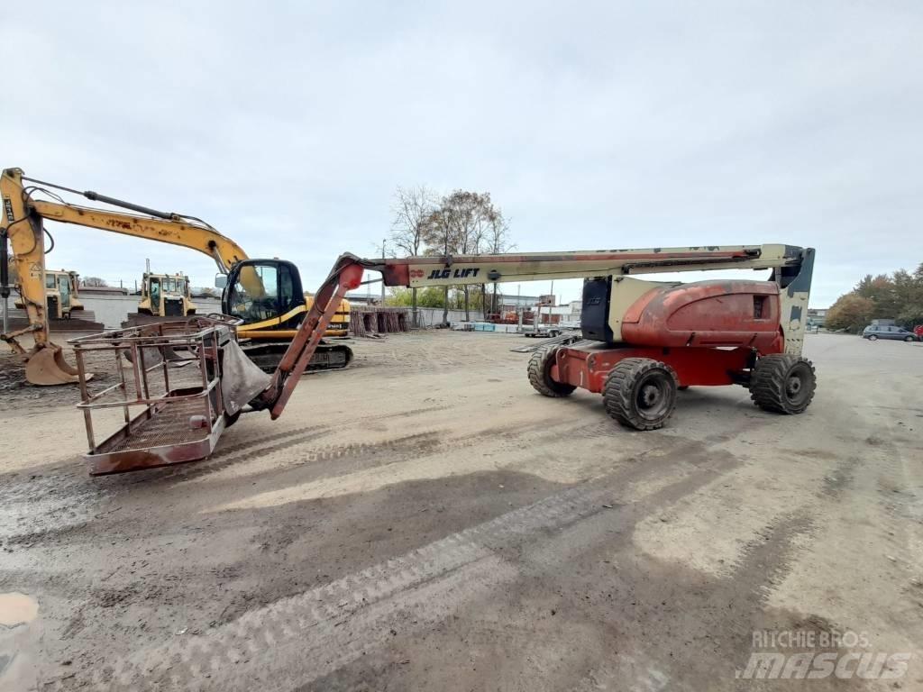 JLG 800 AJ Телескопични повдигачи
