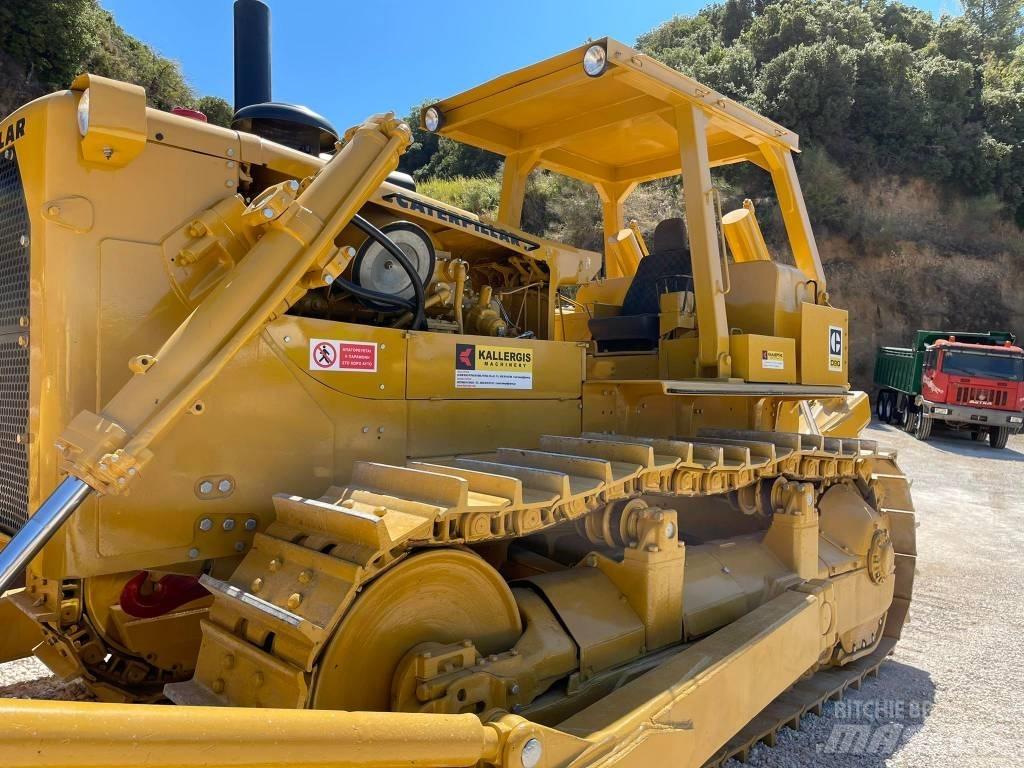 CAT D 9 G Верижни булдозери
