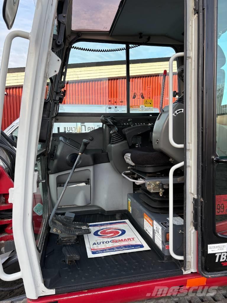 Takeuchi TB290 Средни екскаватори 7т - 12т