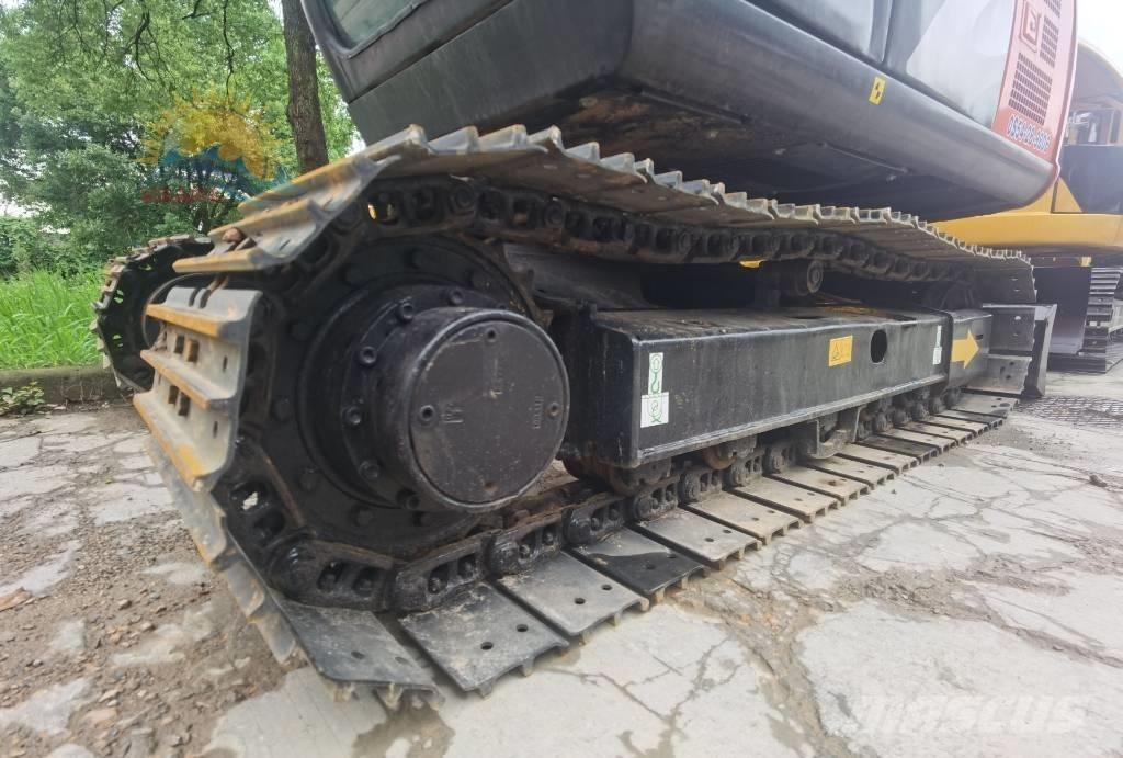Hitachi ZX 70 Средни екскаватори 7т - 12т
