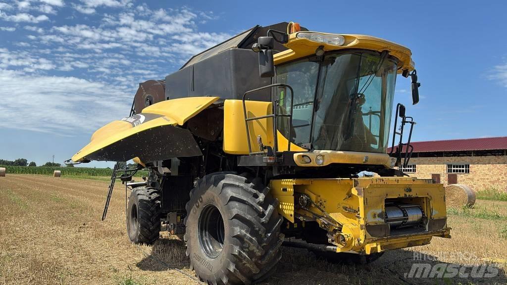 New Holland CR 960 Комбайни