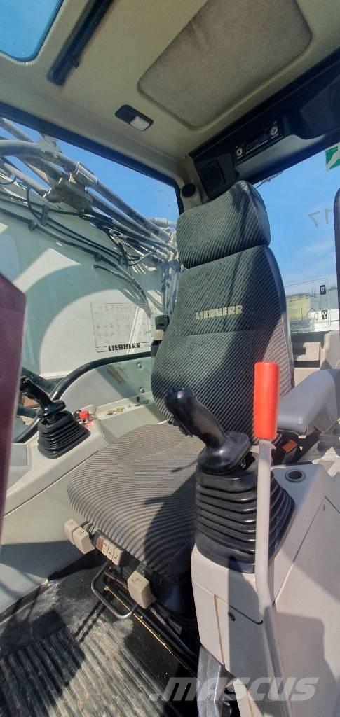 Liebherr R954C HDV Багери за разрушаване
