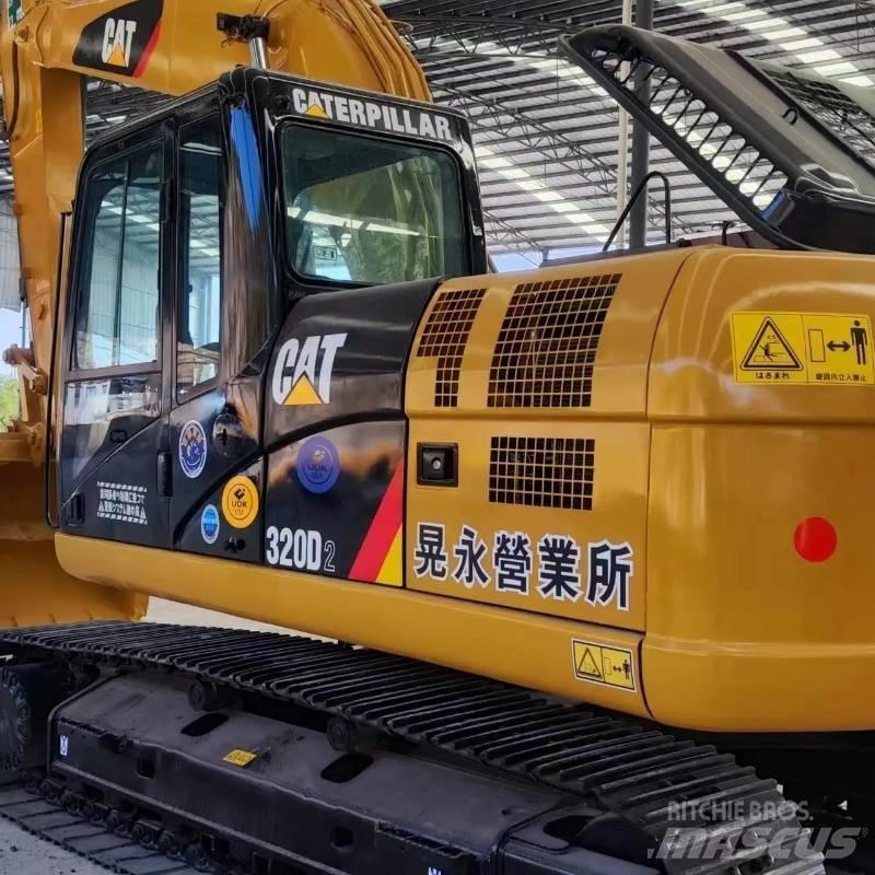 CAT 320D Верижен екскаватор