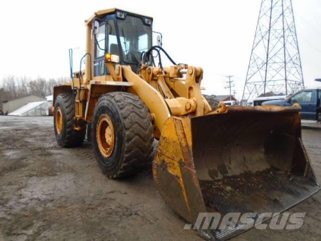 Komatsu WA 350-1 Колесни товарачи