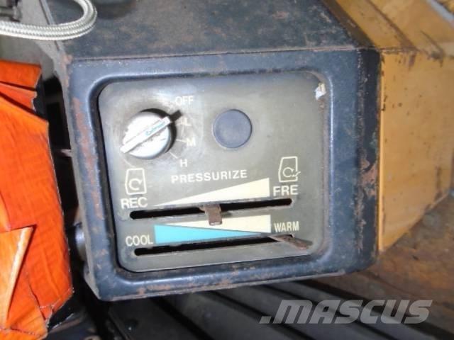 Komatsu WA 350-1 Колесни товарачи