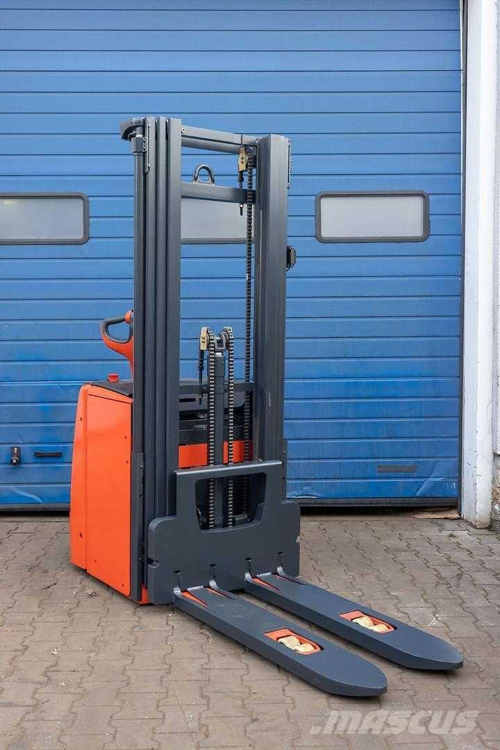 Linde L20 Колички високоповдигачи с теглич