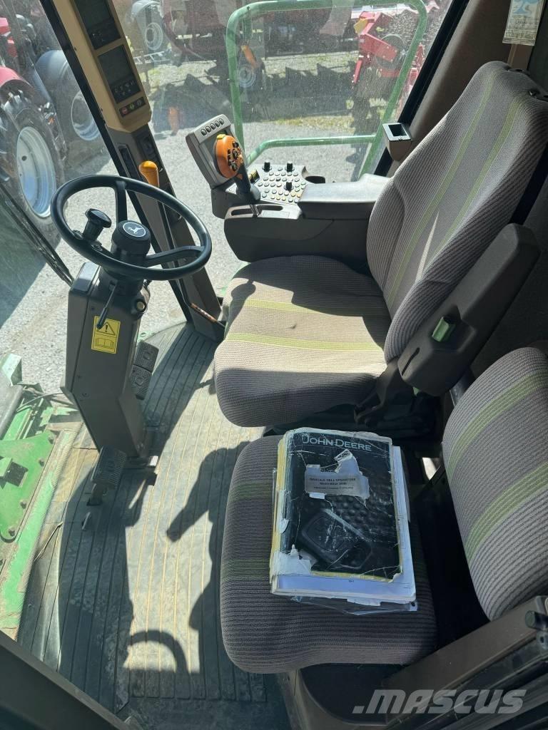 John Deere S 690 Комбайни