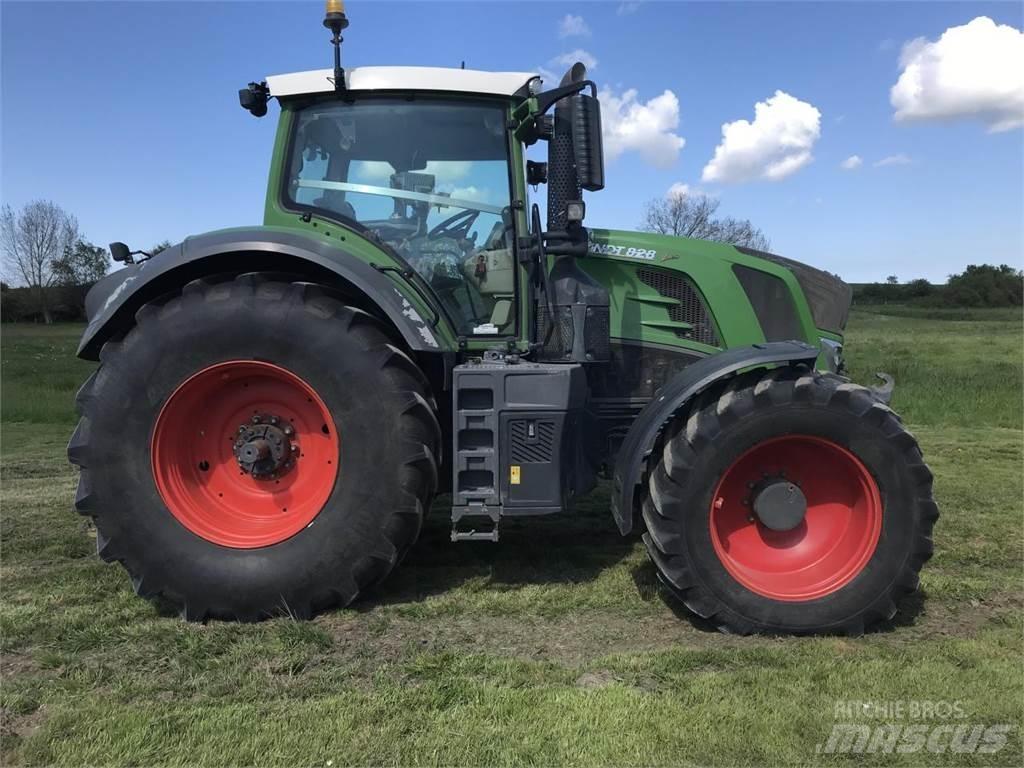 Fendt 828 Vario Трактори